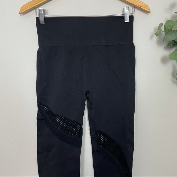 Zyia Angle Performance Hi-Rise 7/8 24” - Picture 4 of 8